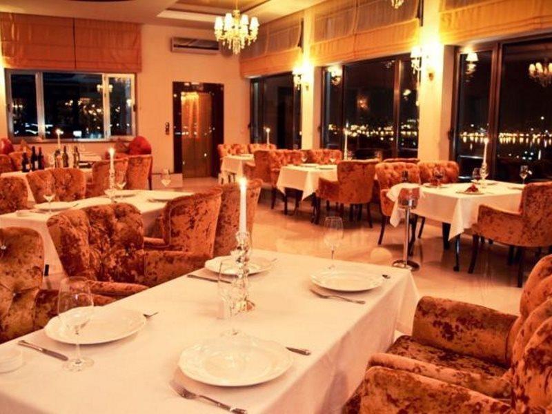 East Legend Hotel バクー エクステリア 写真